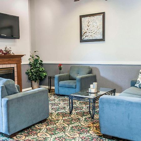 Quality Inn Rochester South Exteriör bild