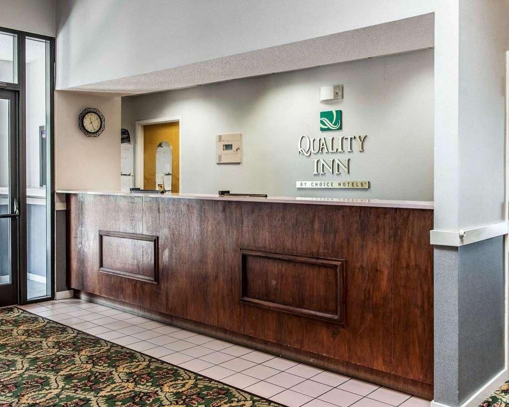 Quality Inn Rochester South Inreriör bild