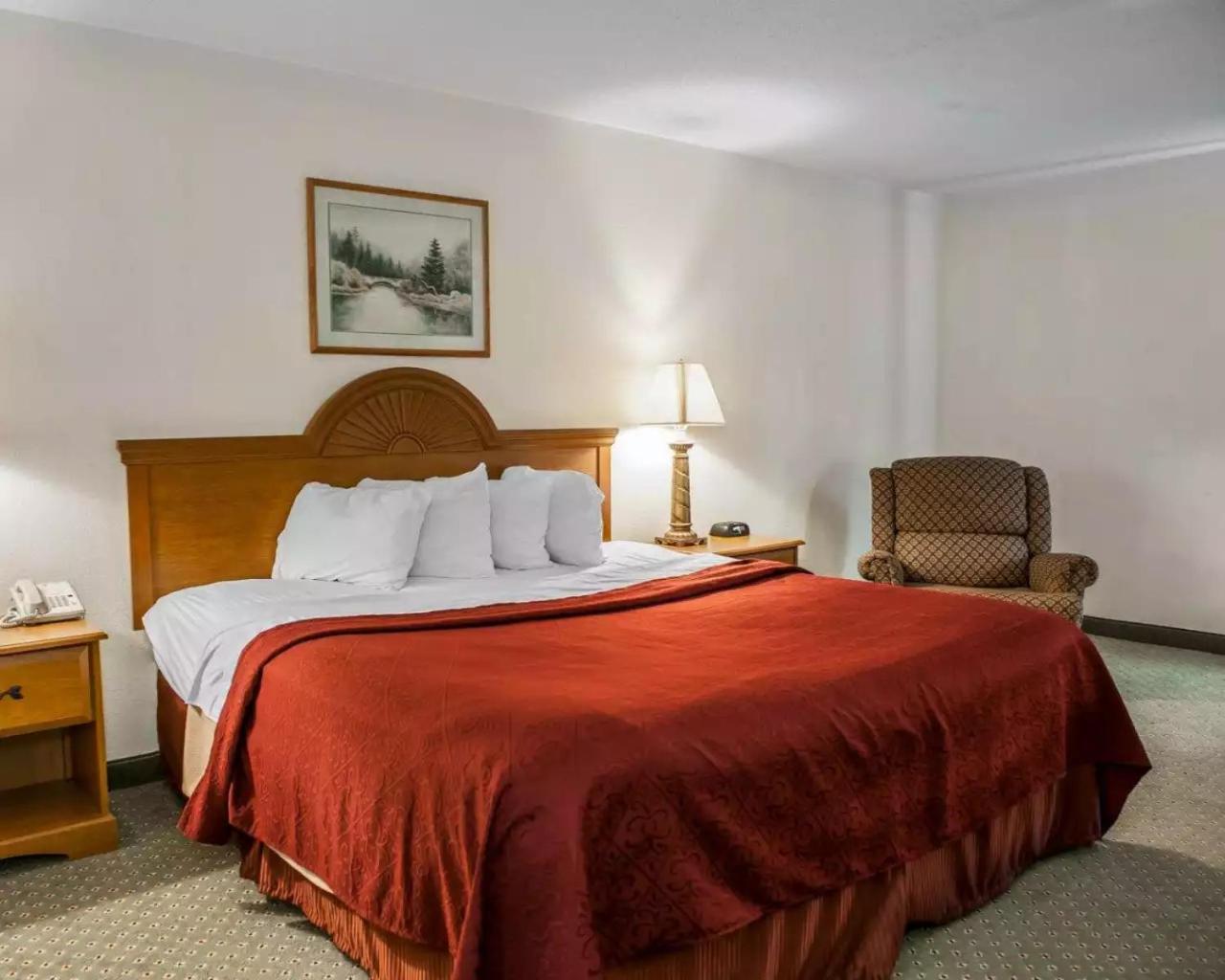 Quality Inn Rochester South Exteriör bild