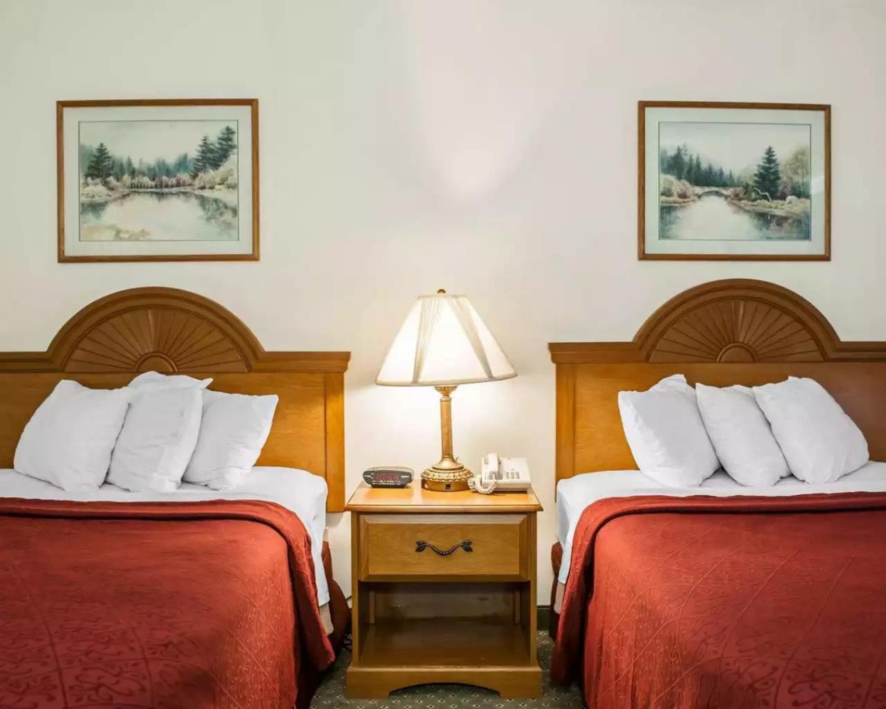 Quality Inn Rochester South Exteriör bild
