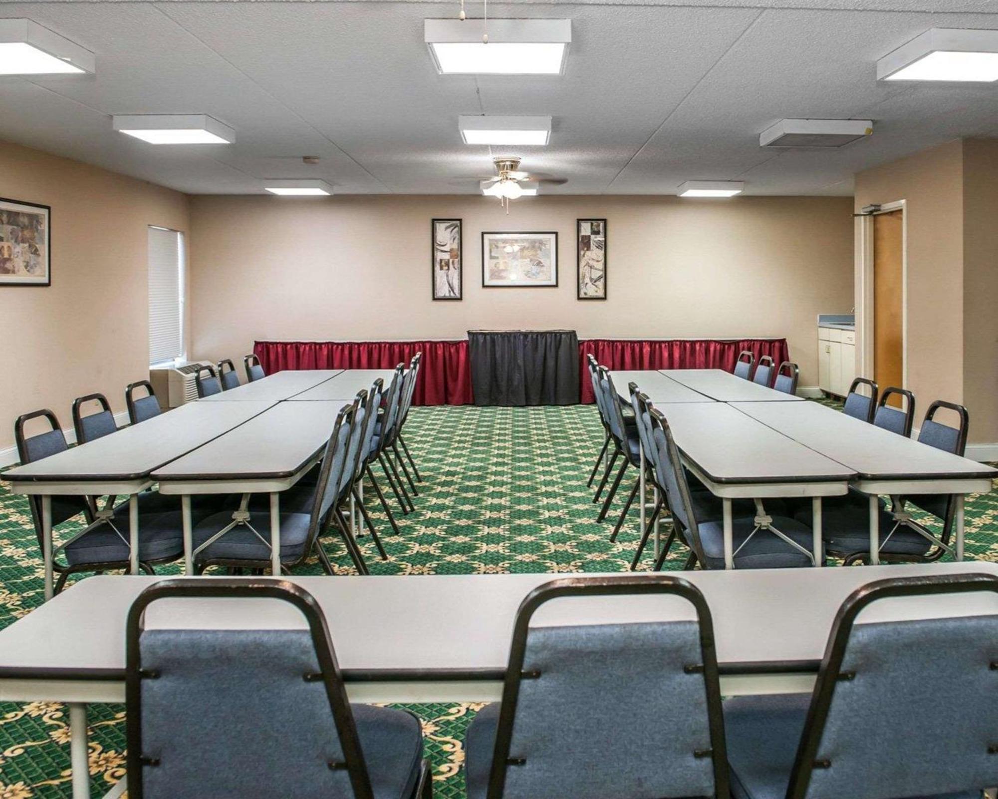 Quality Inn Rochester South Exteriör bild