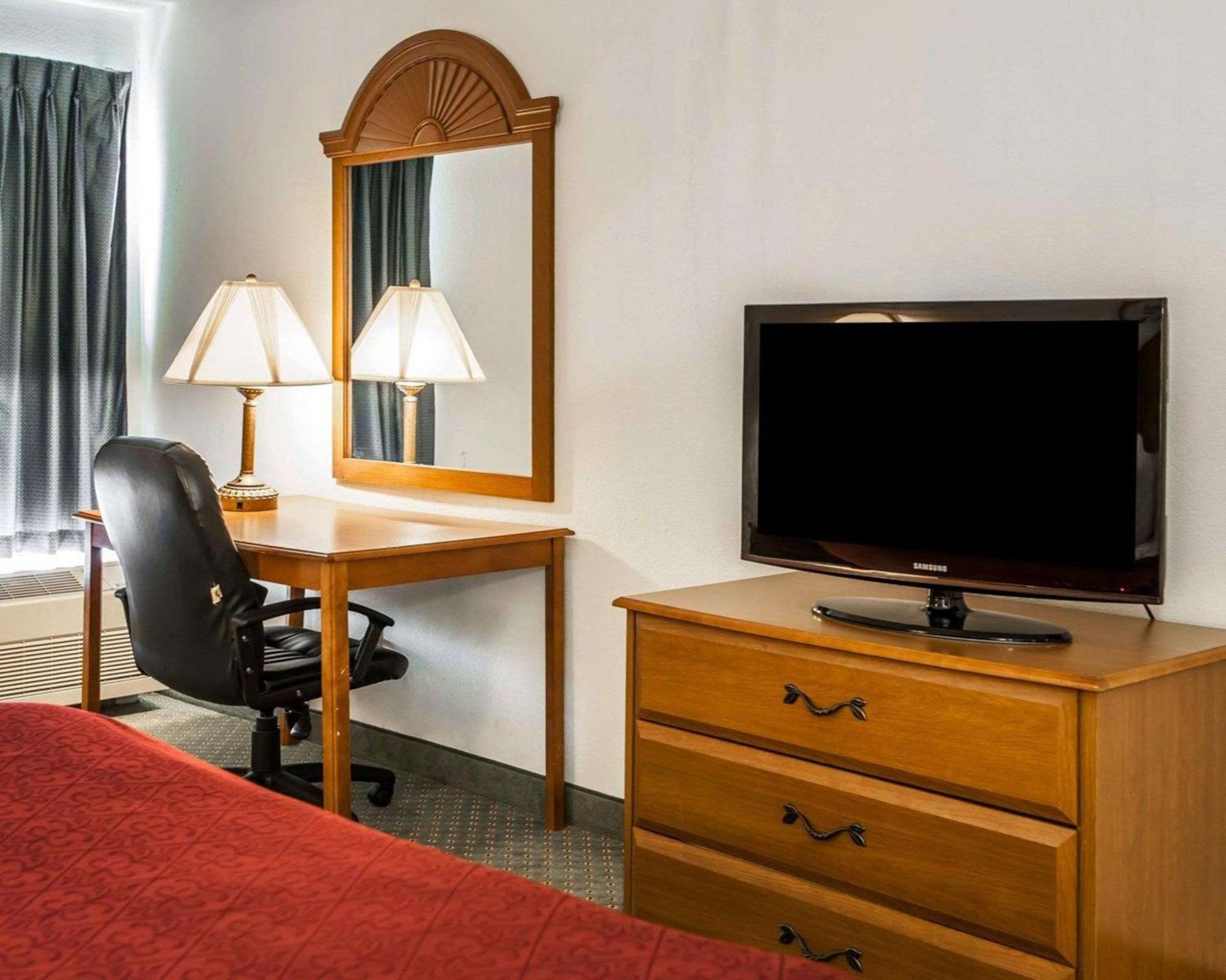 Quality Inn Rochester South Exteriör bild