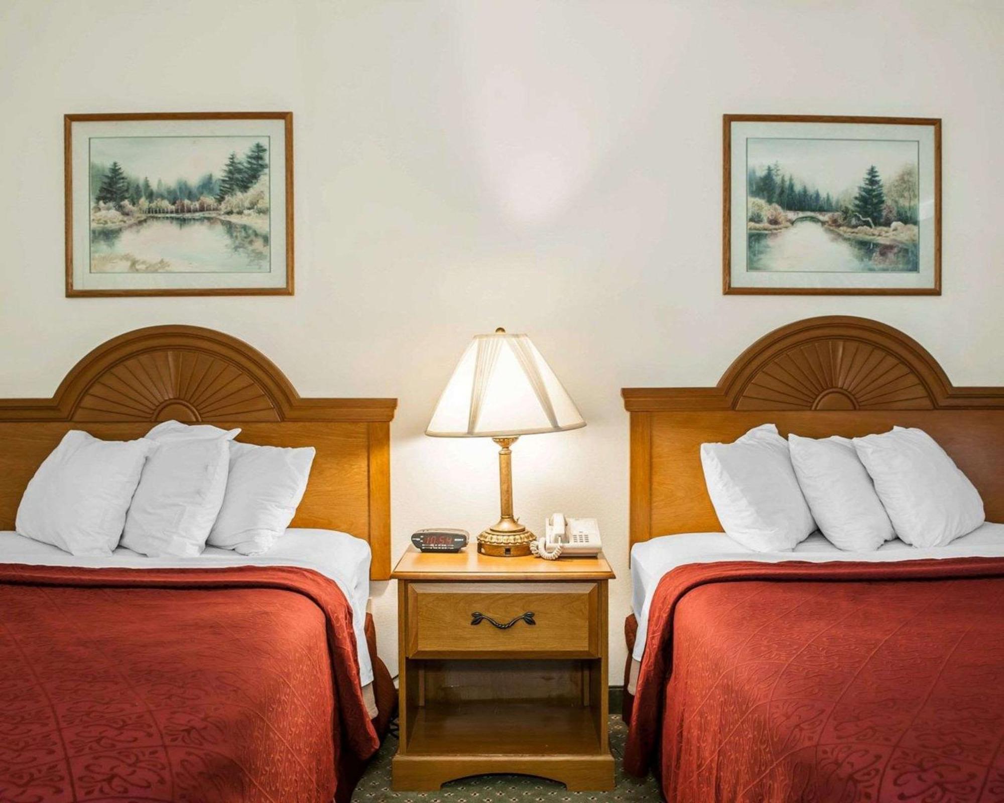 Quality Inn Rochester South Exteriör bild